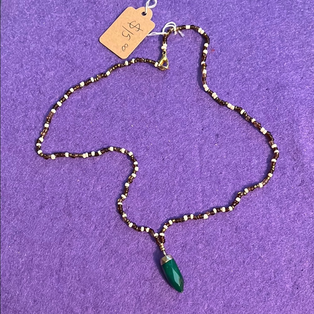 Elegant Green Pendant Necklace
